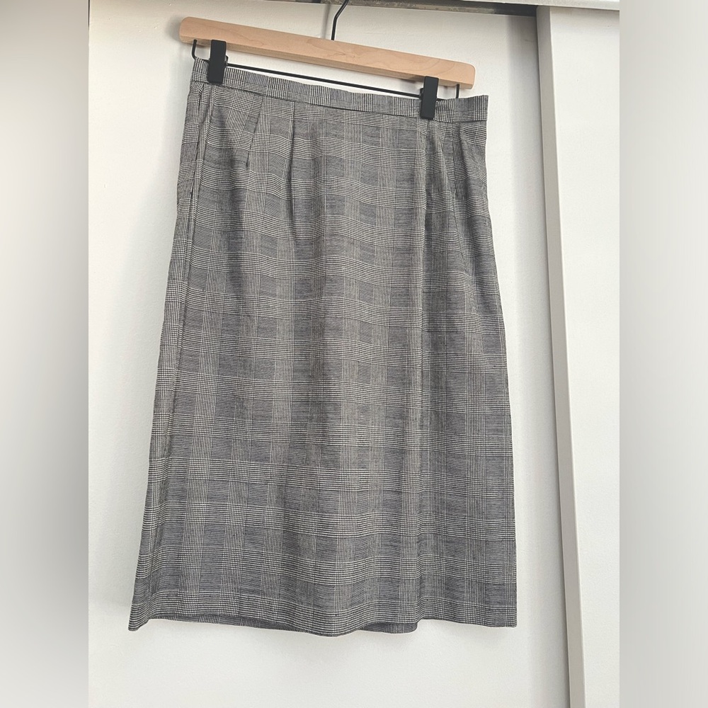 Classy Pencil Skirt